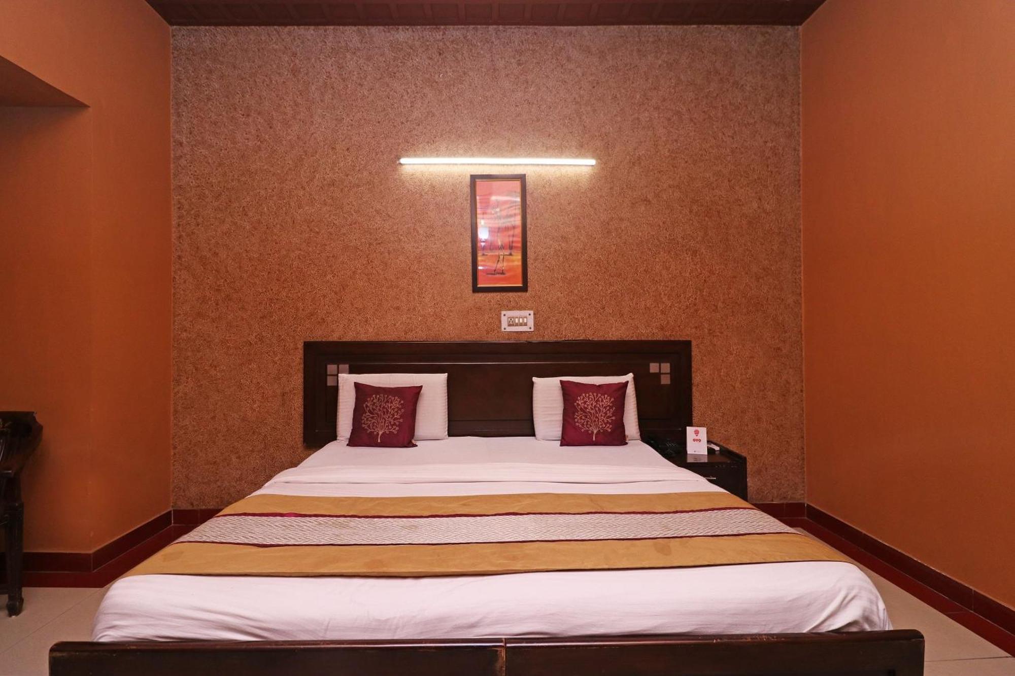 Hotel Townhouse Satguru Enclave Road Gurgaon Jāmb Exterior foto