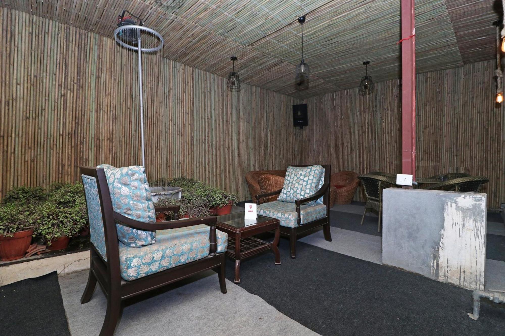 Hotel Townhouse Satguru Enclave Road Gurgaon Jāmb Exterior foto